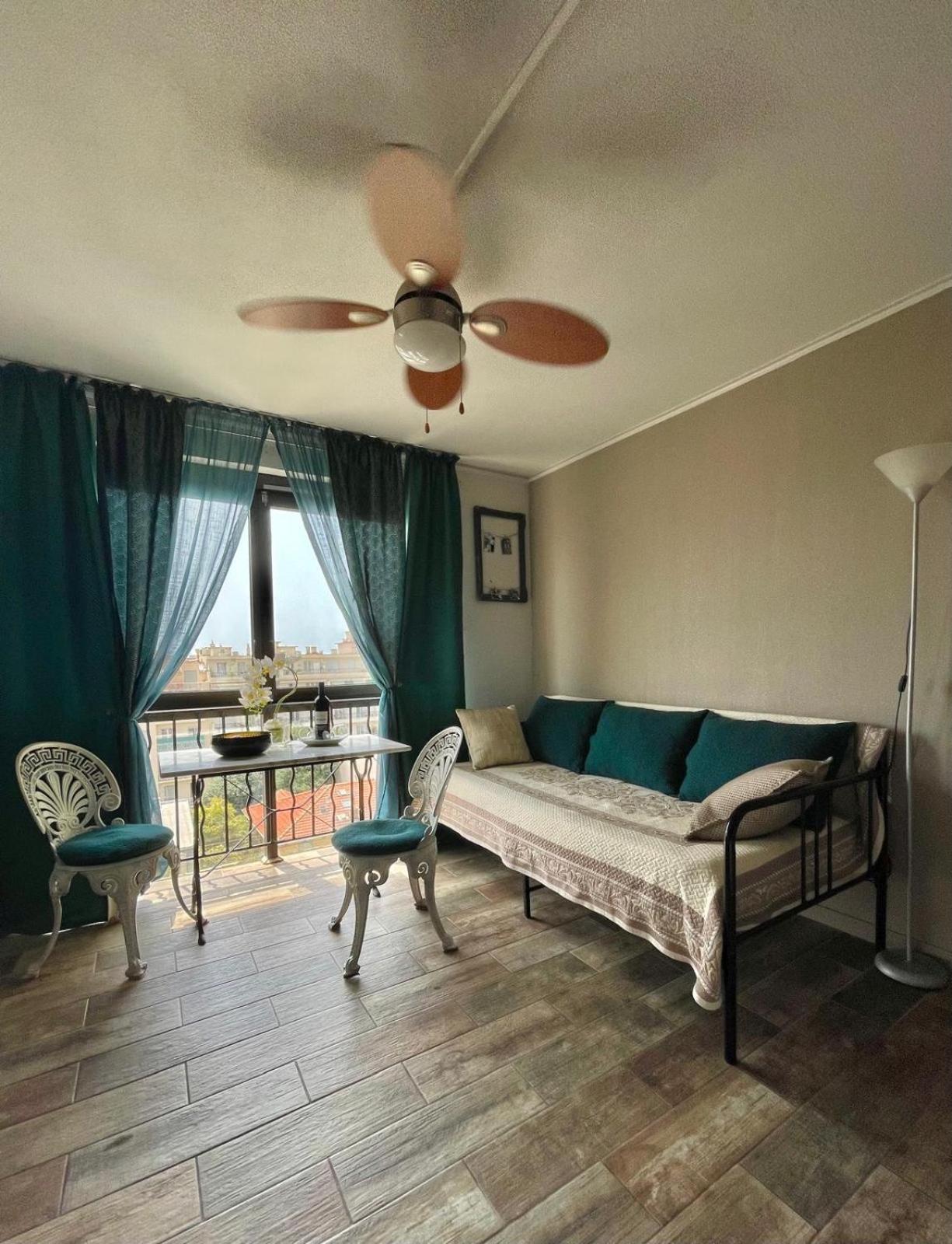 Luxurious Studio In Nice 450 M Of The Sea Bagian luar foto
